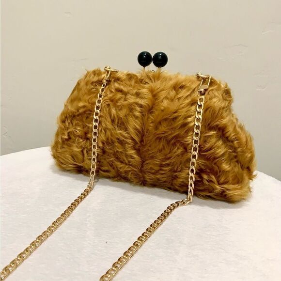 Handmade Real Curly Shearling Kisslock Clutch/Shoulder Bag/Crossbody & 2 Chains - Picture 10 of 14